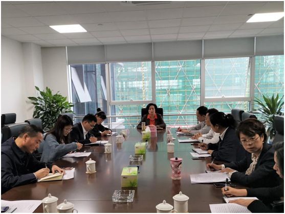 張潤英到自貢高投集團(tuán)開展 “不忘初心、牢記使命”主題教育調(diào)研